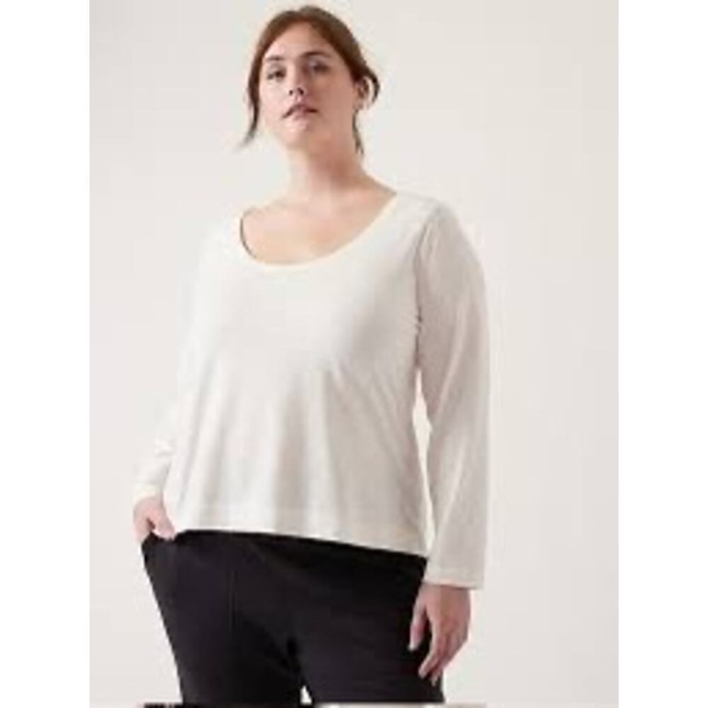 Athleta Outbound Scoop Neck Top